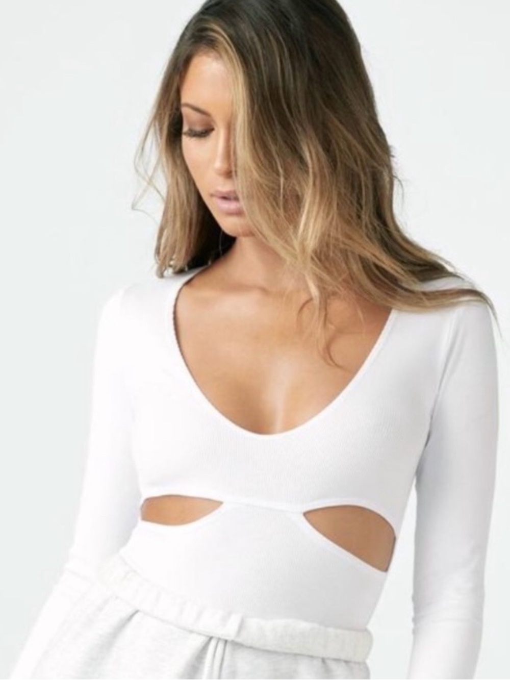 Joah Brown White Long-Sleeve Scoop Neck Top with Front Cutouts Size S/M